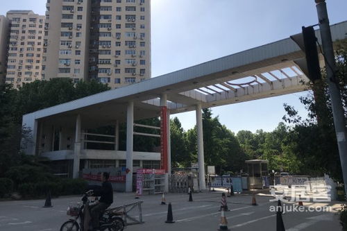 工業(yè)南路煉油廠宿舍深度評測 優(yōu)點(diǎn)、不足與經(jīng)紀(jì)人評價(jià)